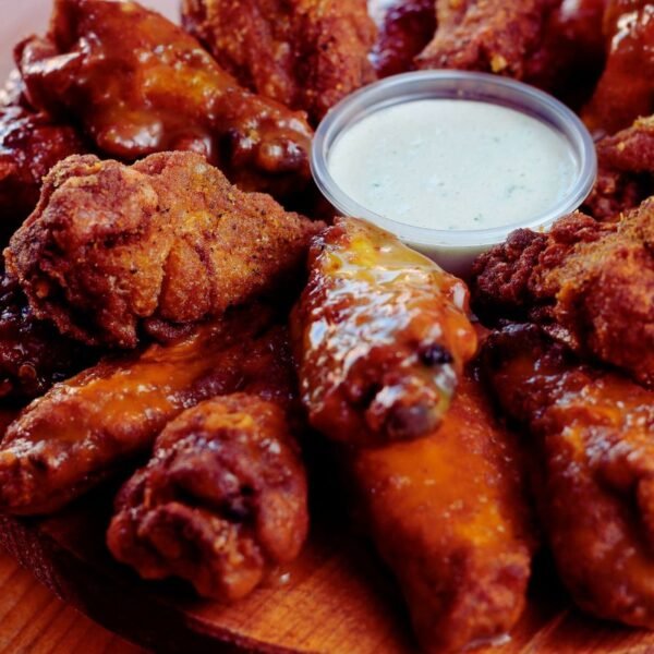 Wize Guys Famous Wings