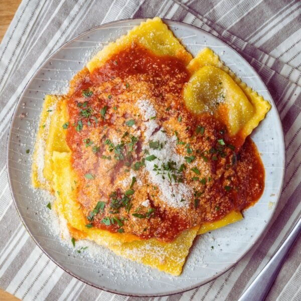 Cheese Ravioli (6)