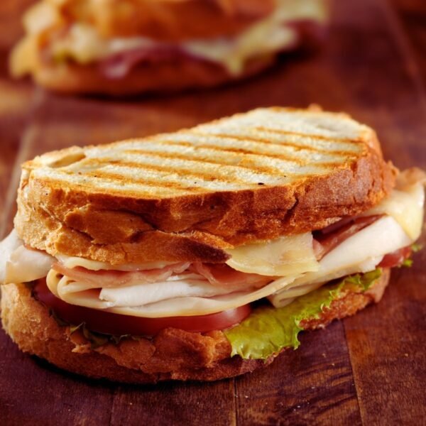 Ultimo Club Panini Sub